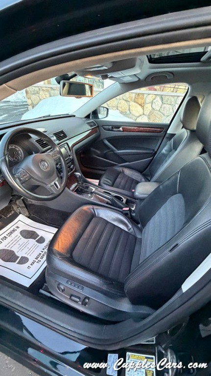 2013 Volkswagen Passat Image 31