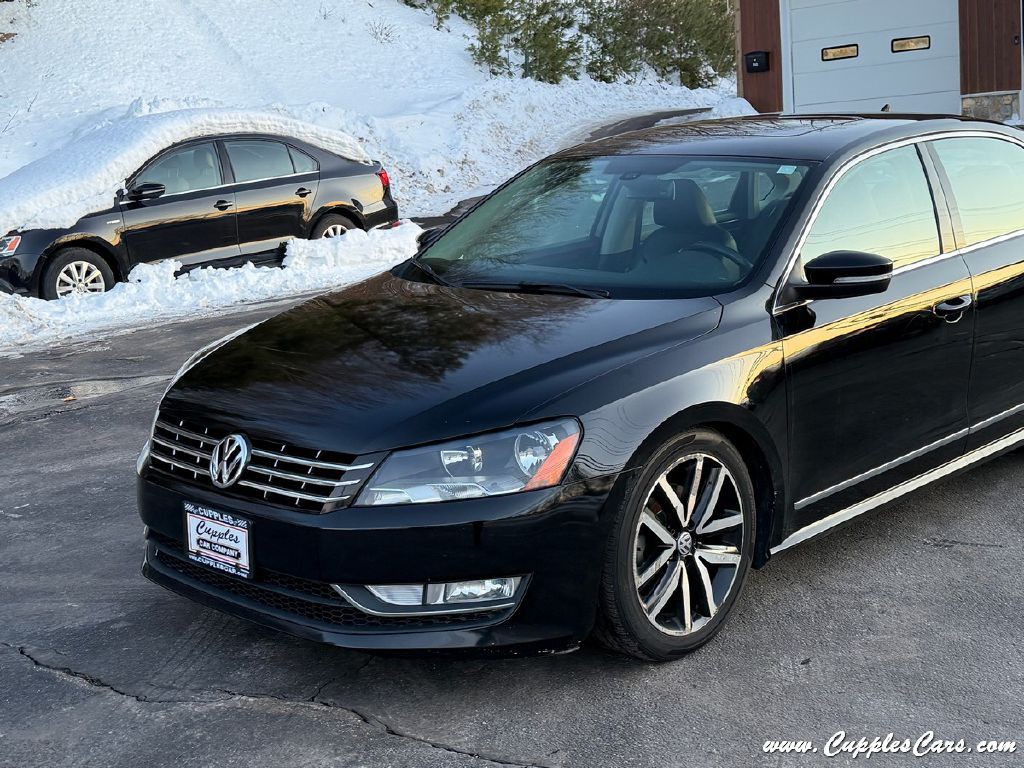2013 Volkswagen Passat Image 35