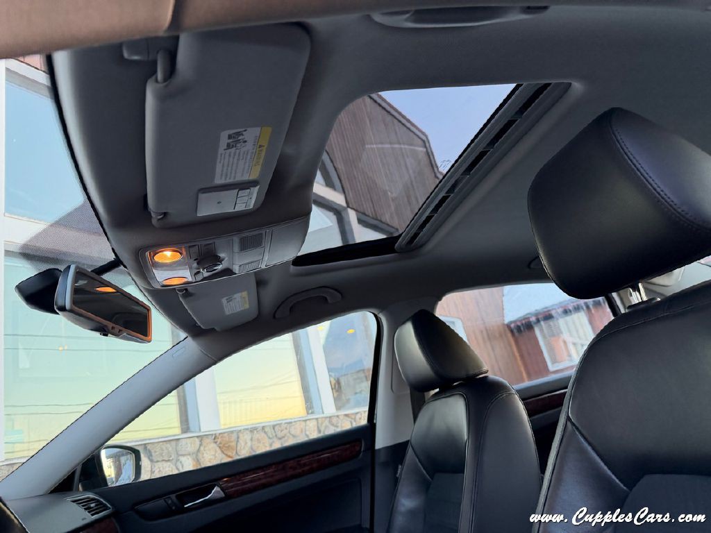 2013 Volkswagen Passat Image 7