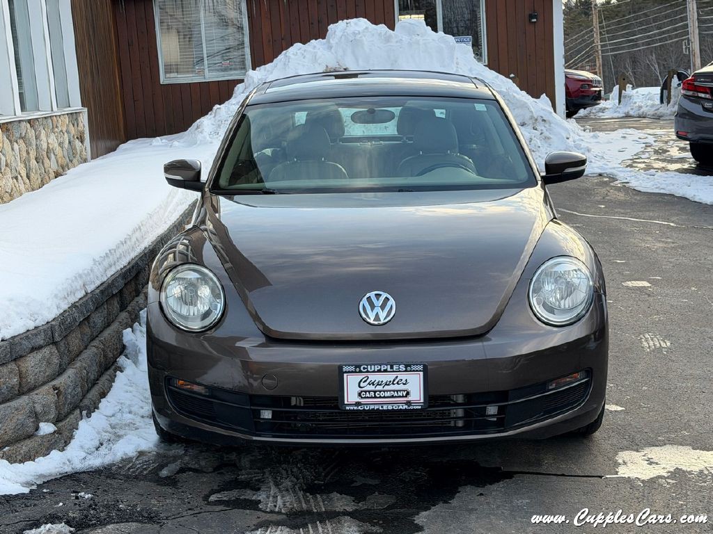 2014 Volkswagen Beetle Image 12