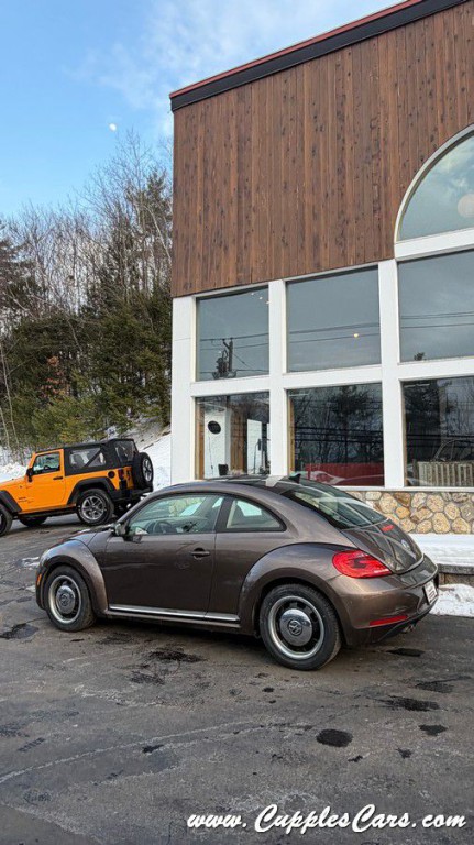 2014 Volkswagen Beetle Image 26