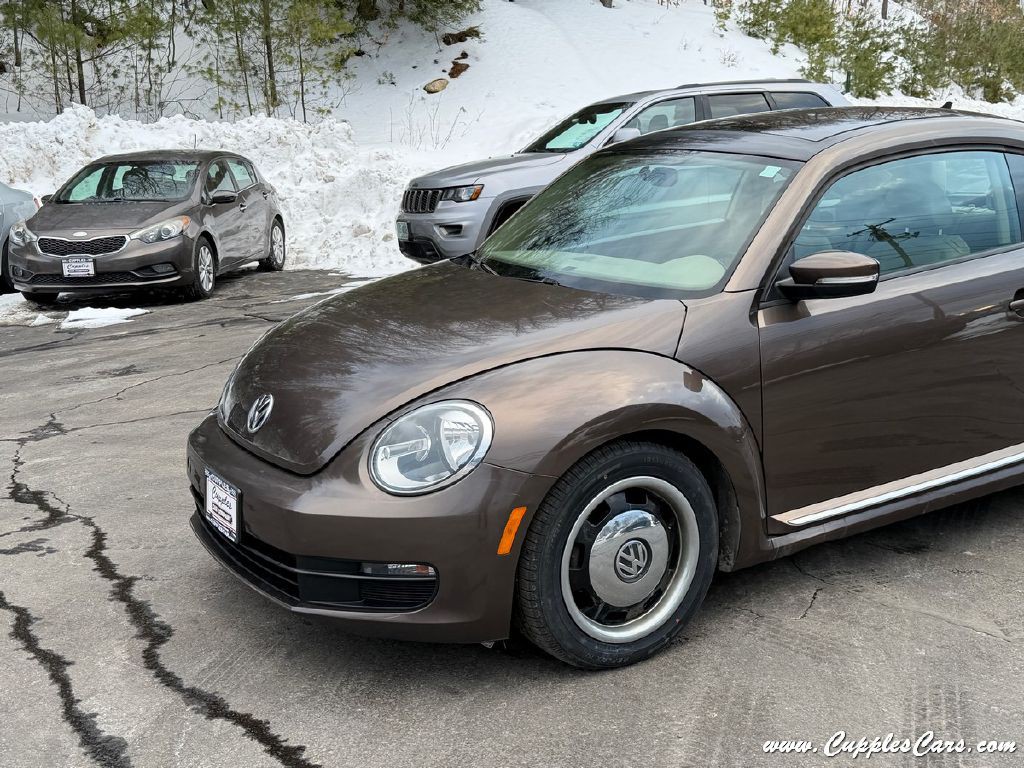 2014 Volkswagen Beetle Image 30