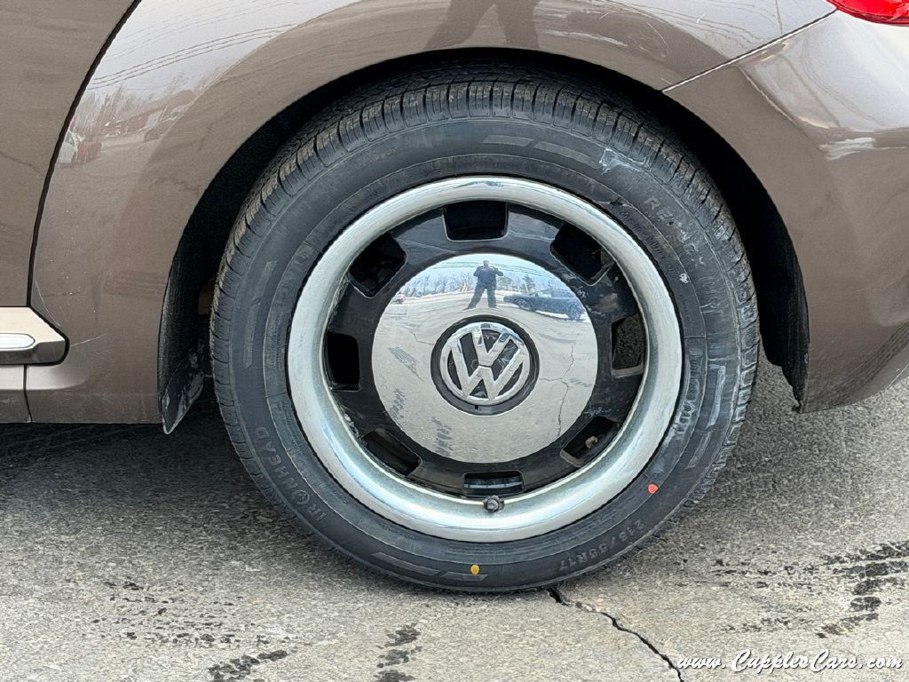 2014 Volkswagen Beetle Image 39