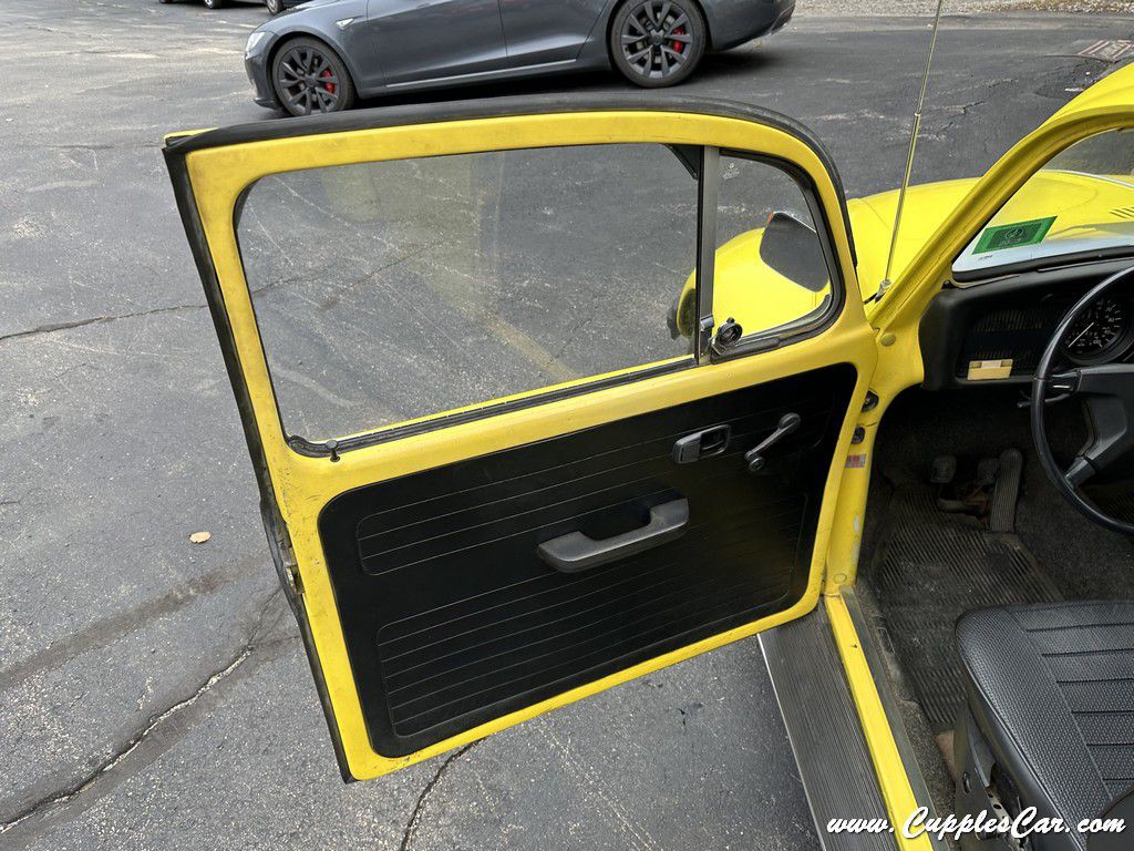 1974 Volkswagen Beetle Image 6