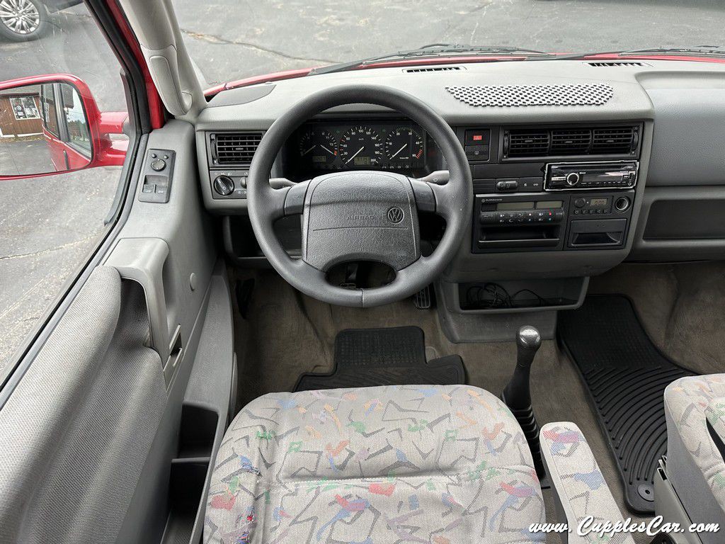 1997 Volkswagen Eurovan Image 38