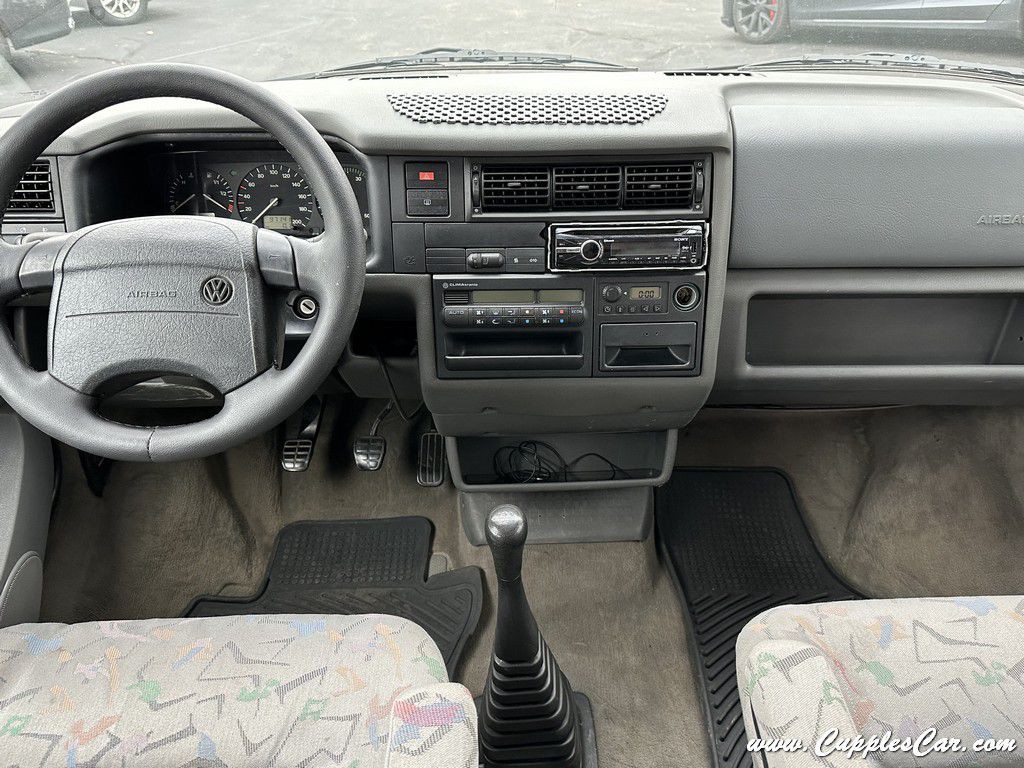 1997 Volkswagen Eurovan Image 40