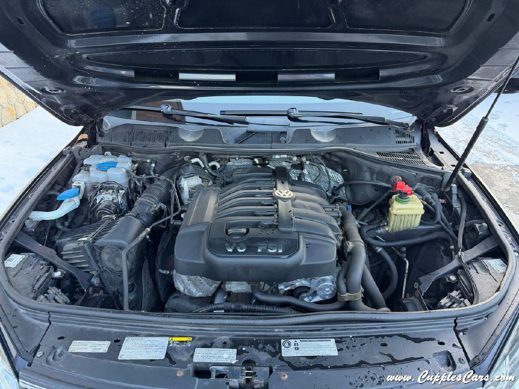 2017 Volkswagen Touareg Image 14