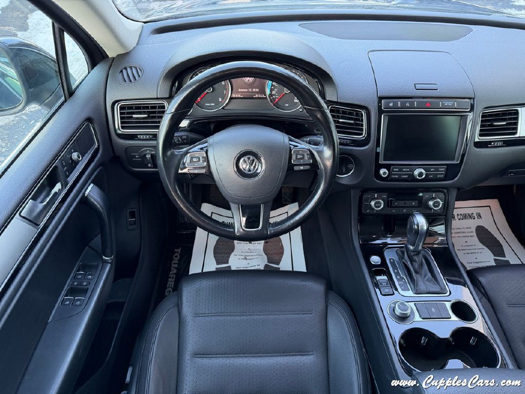 2017 Volkswagen Touareg Image 17