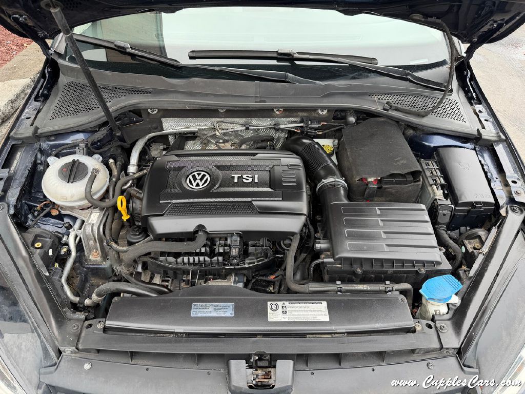 2016 Volkswagen Golf Image 13