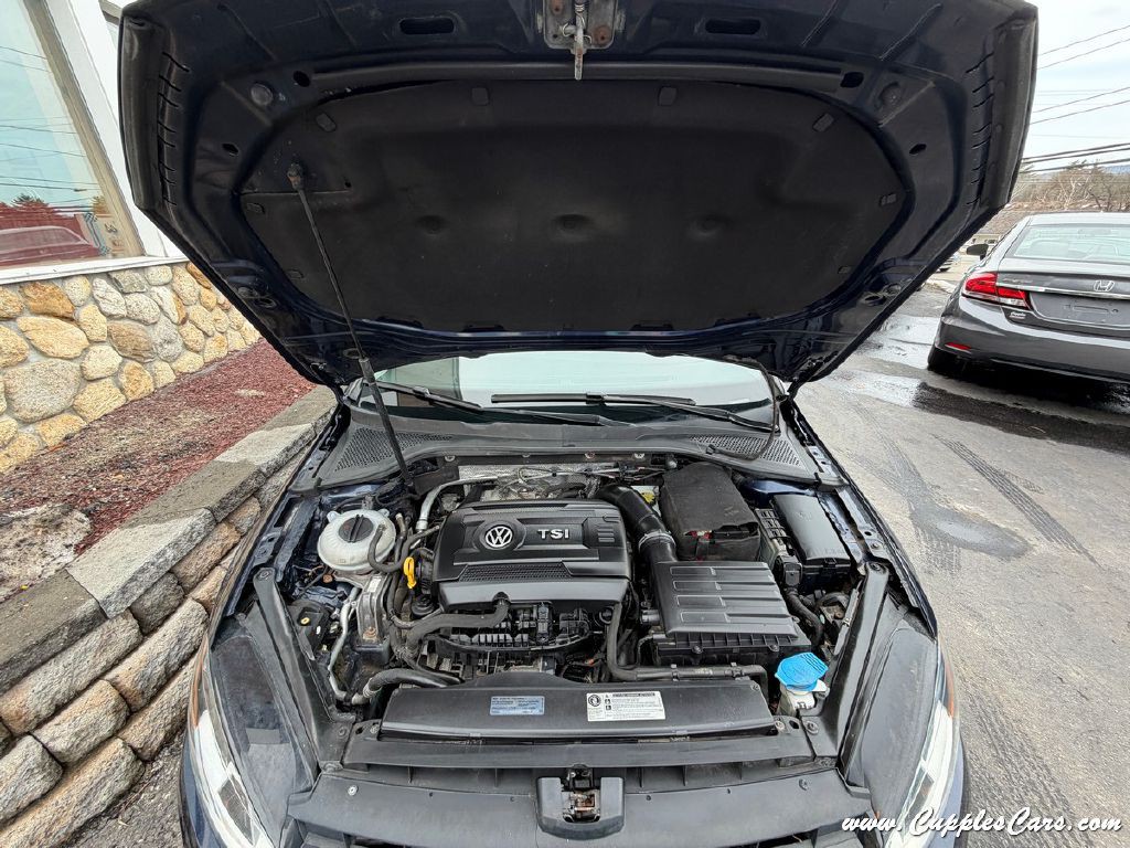 2016 Volkswagen Golf Image 14