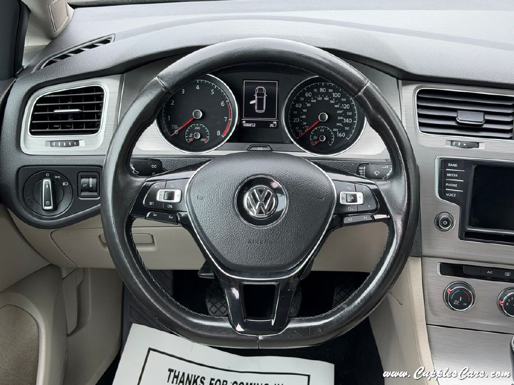 2016 Volkswagen Golf Image 19