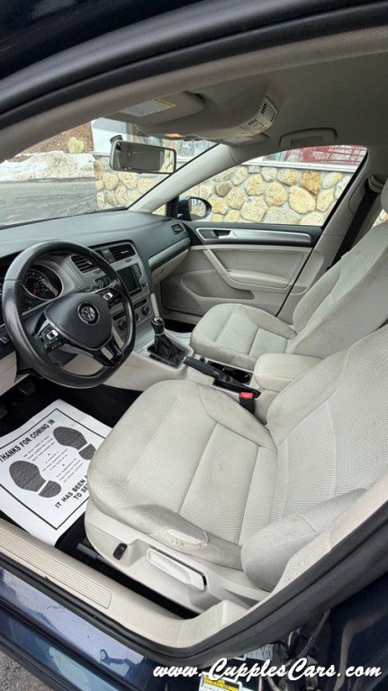 2016 Volkswagen Golf Image 29