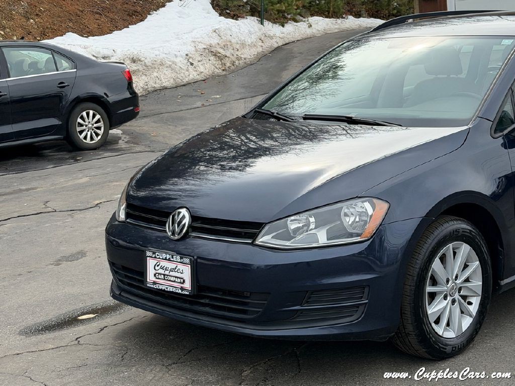 2016 Volkswagen Golf Image 32