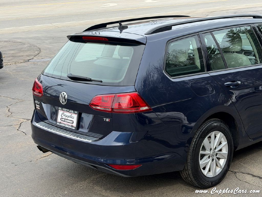 2016 Volkswagen Golf Image 37