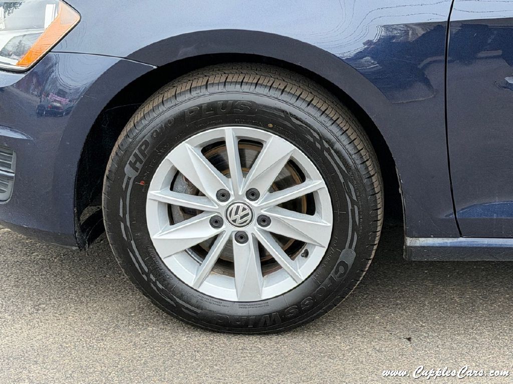 2016 Volkswagen Golf Image 44