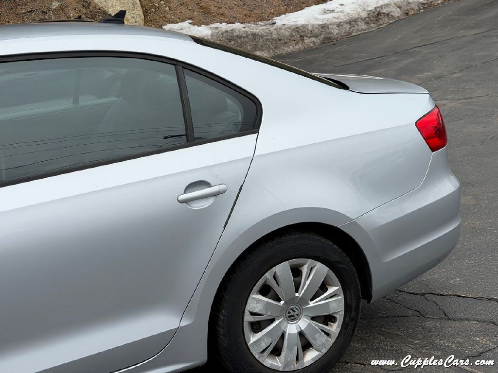 2014 Volkswagen Jetta Image 33