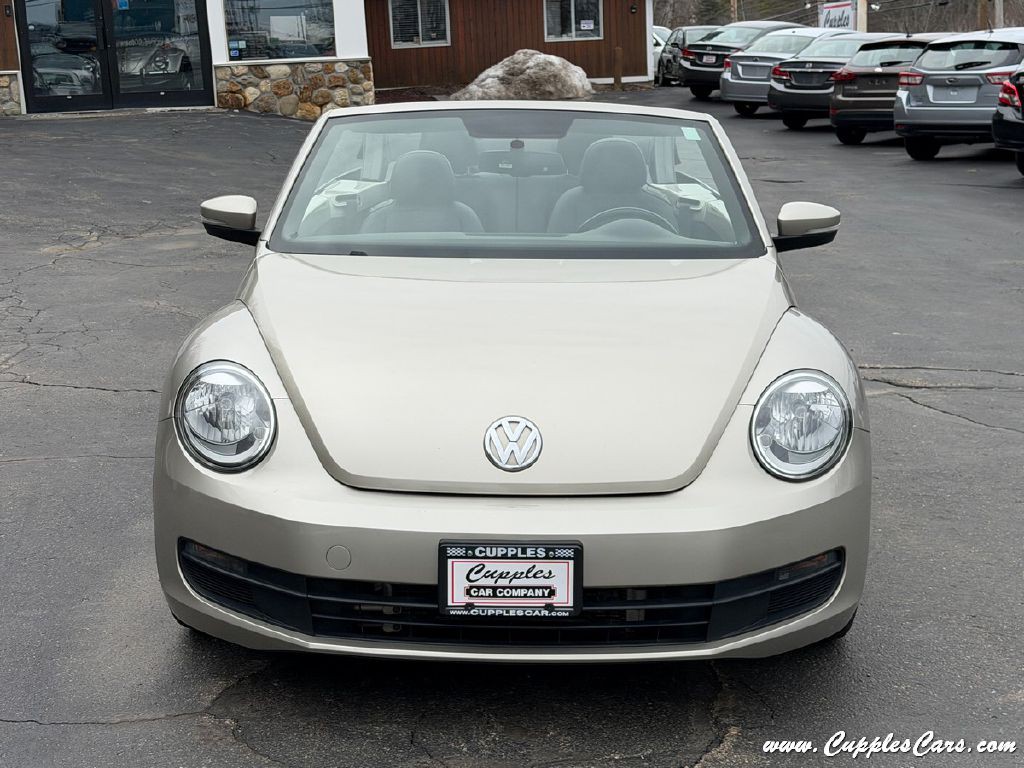 2015 Volkswagen Beetle Image 36