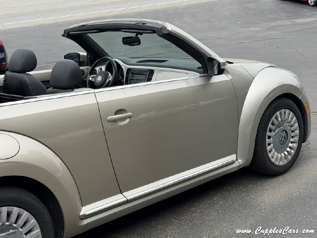 2015 Volkswagen Beetle Image 42