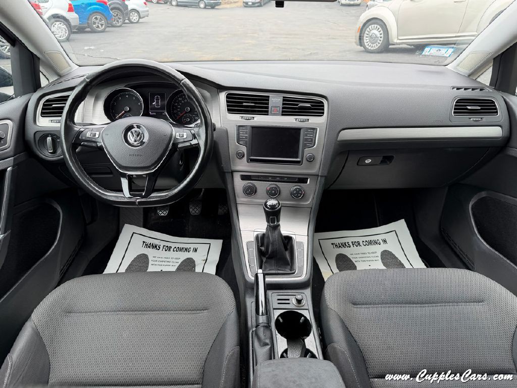 2016 Volkswagen Golf Image 15