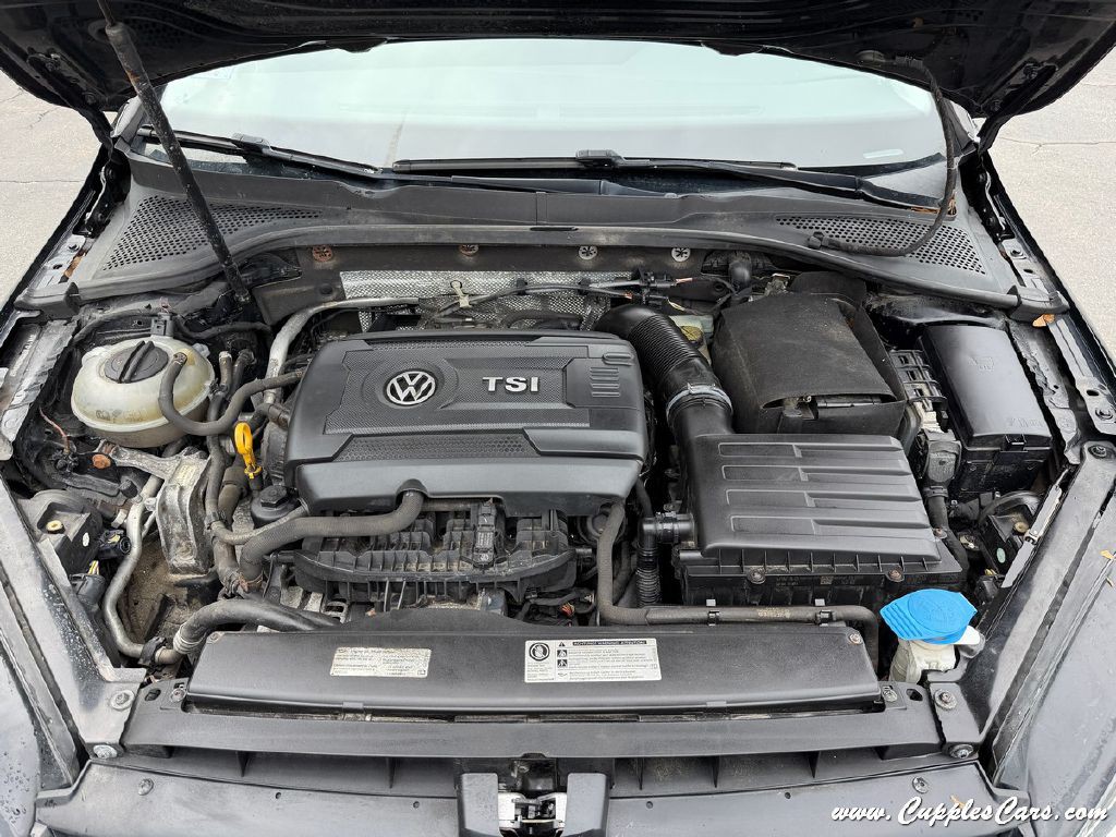 2016 Volkswagen Golf Image 25