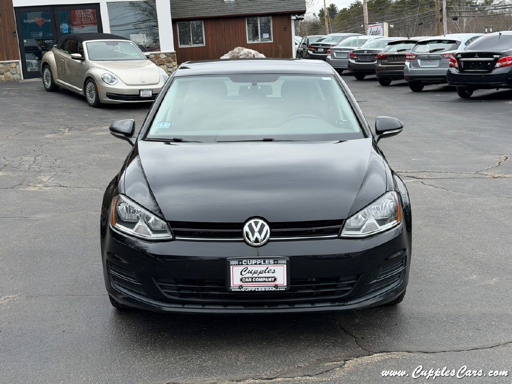 2016 Volkswagen Golf Image 32