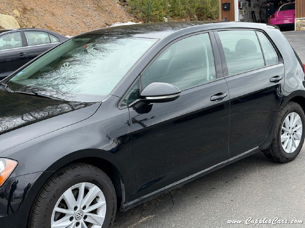 2016 Volkswagen Golf Image 34