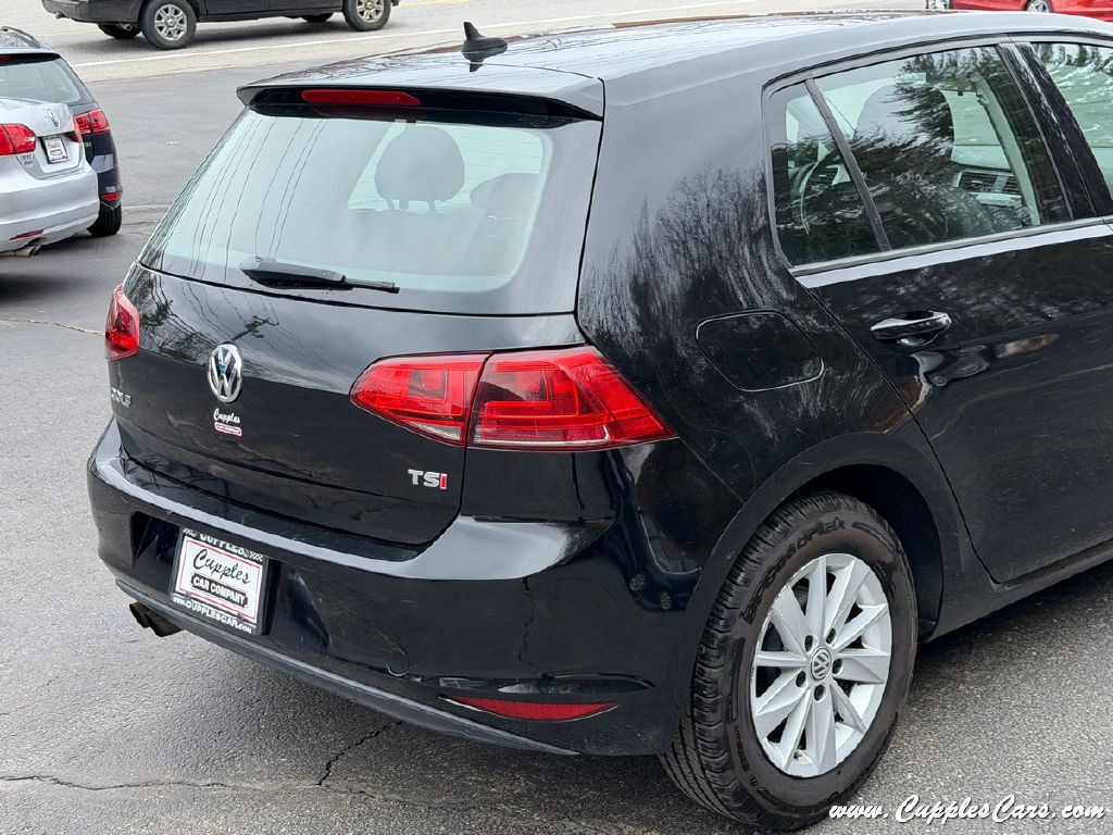 2016 Volkswagen Golf Image 38