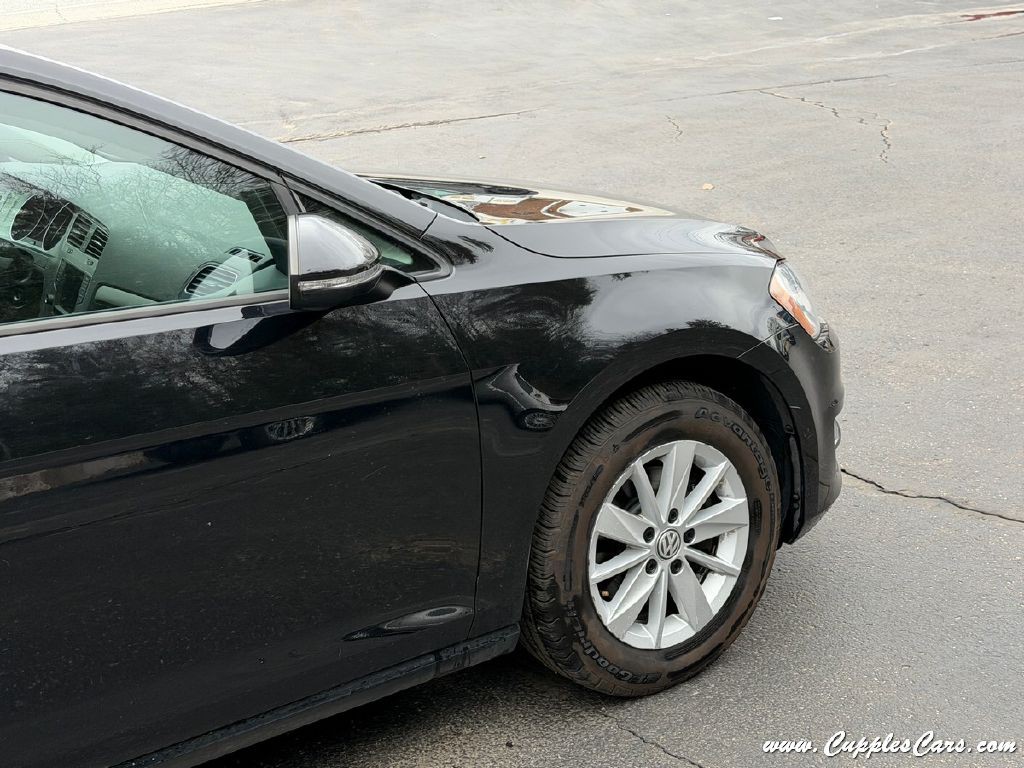 2016 Volkswagen Golf Image 41