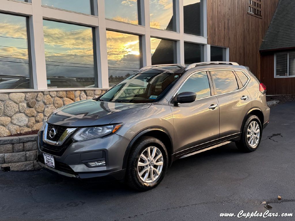 2018 Nissan Rogue Image 1