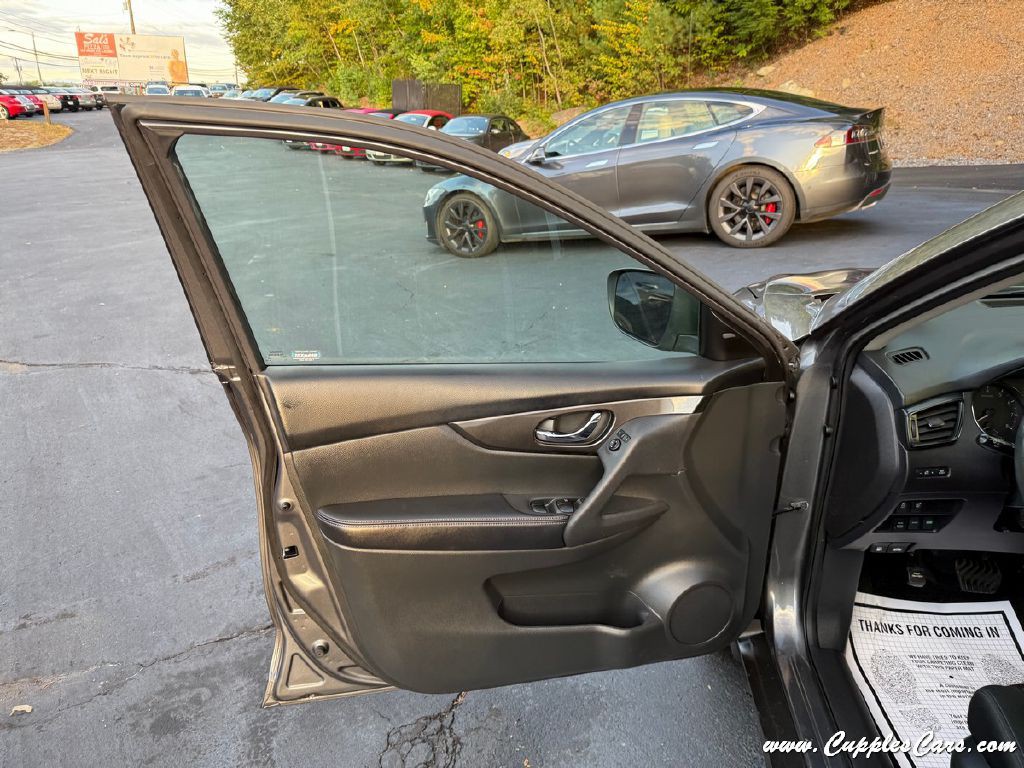 2018 Nissan Rogue Image 6