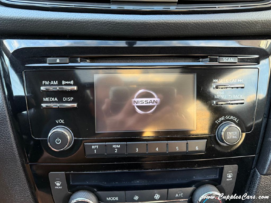 2018 Nissan Rogue Image 10