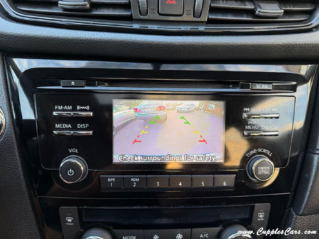 2018 Nissan Rogue Image 11