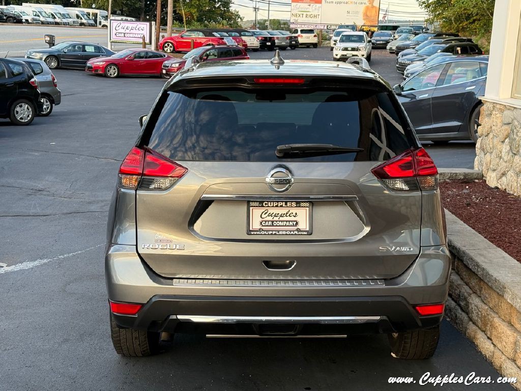 2018 Nissan Rogue Image 12