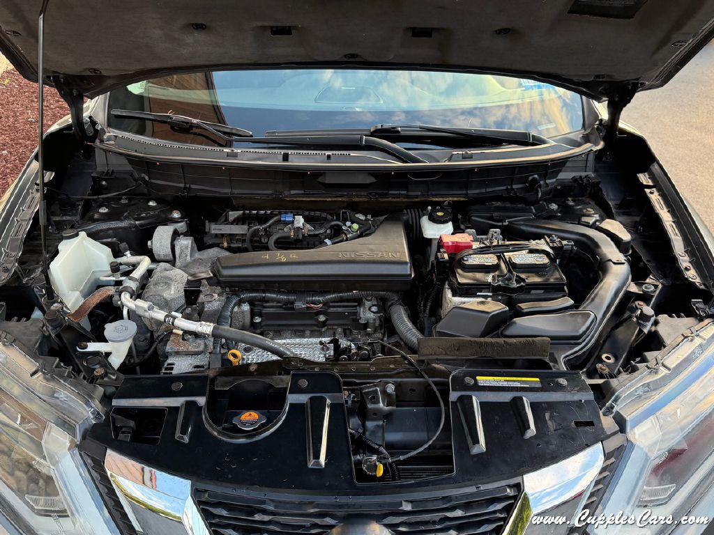 2018 Nissan Rogue Image 15