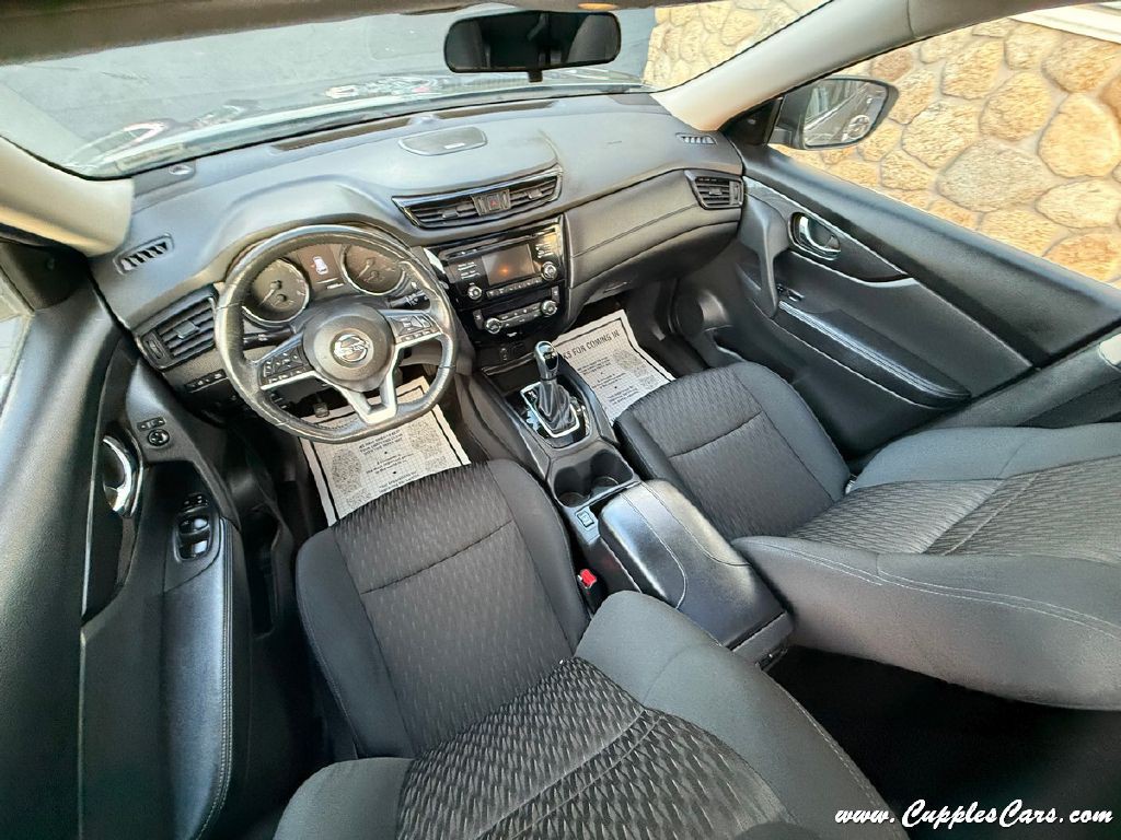 2018 Nissan Rogue Image 22