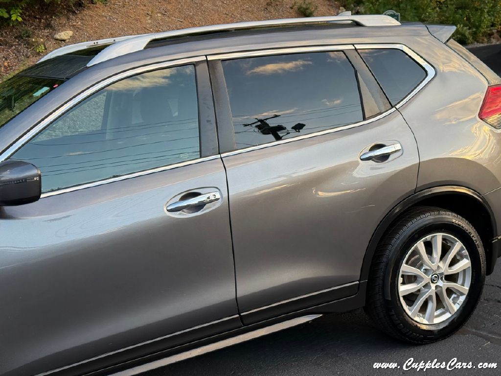 2018 Nissan Rogue Image 32