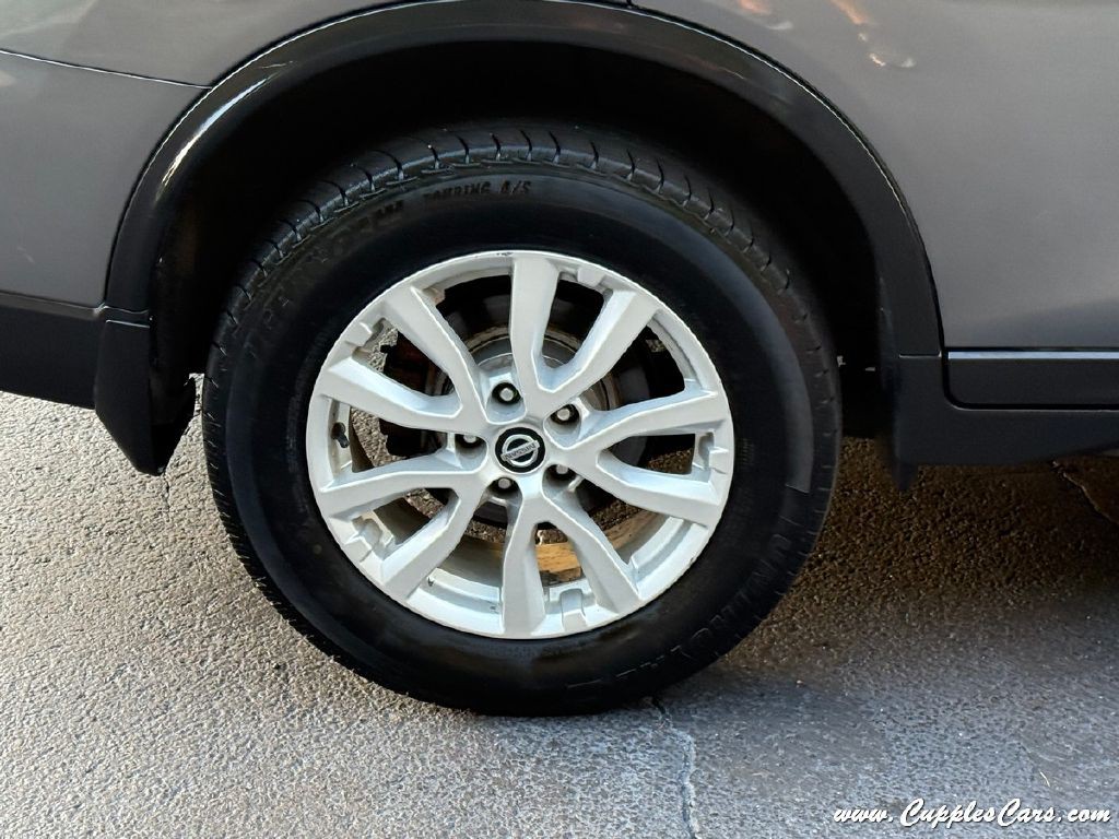 2018 Nissan Rogue Image 40