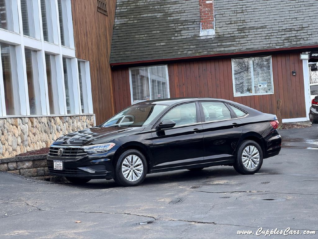 2019 Volkswagen Jetta Image 2