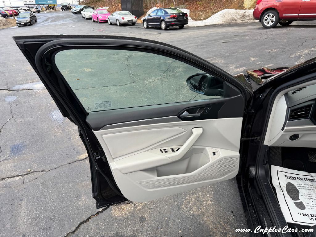 2019 Volkswagen Jetta Image 6