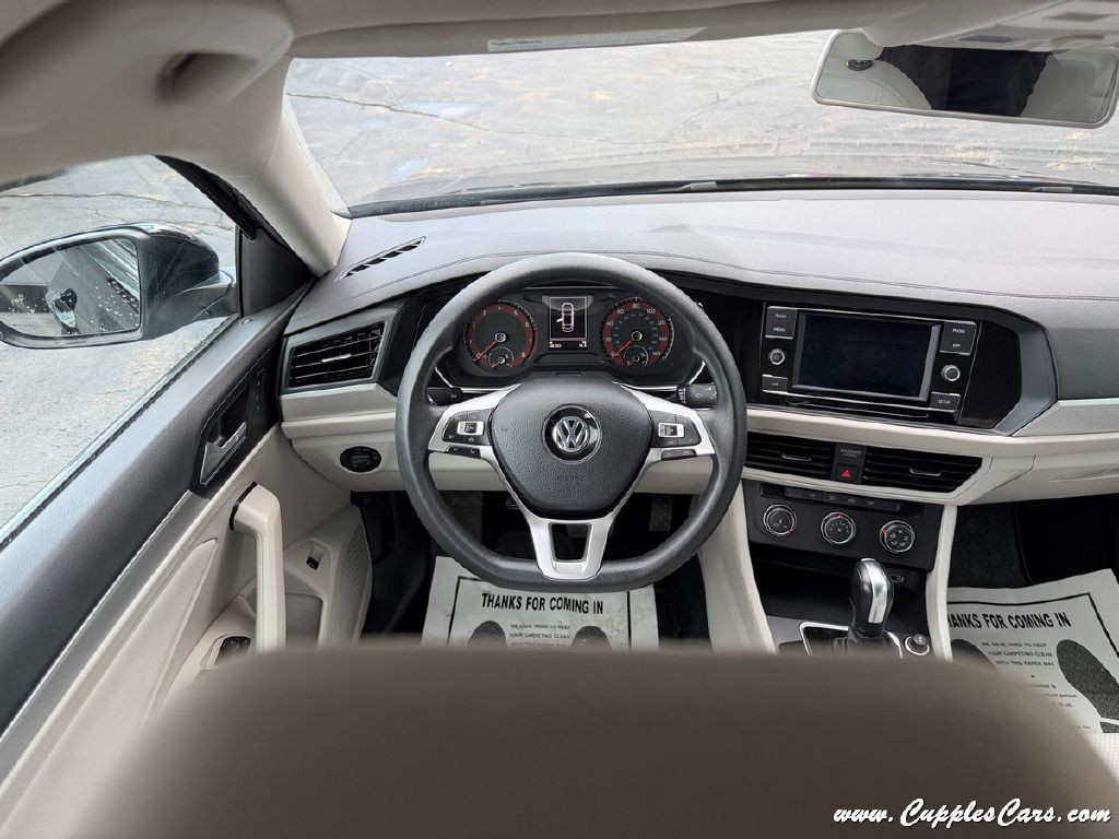 2019 Volkswagen Jetta Image 19