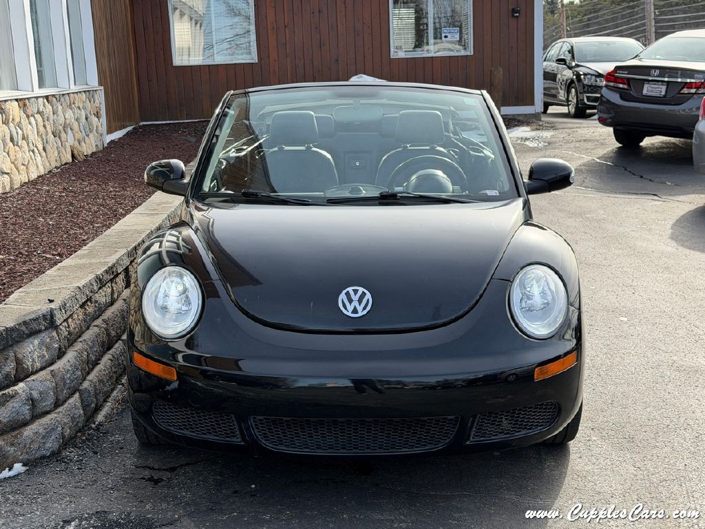 2010 Volkswagen Beetle Image 15