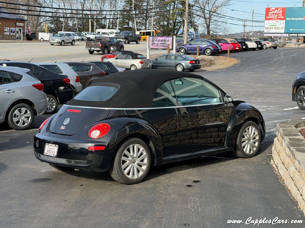 2010 Volkswagen Beetle Image 17