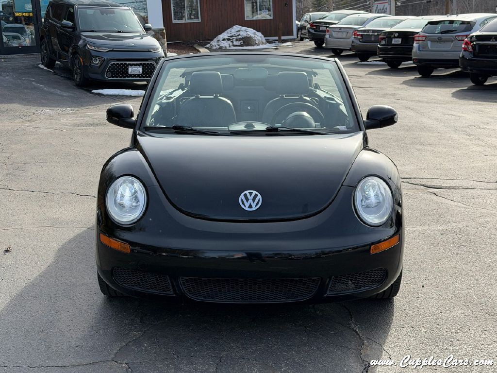 2010 Volkswagen Beetle Image 38