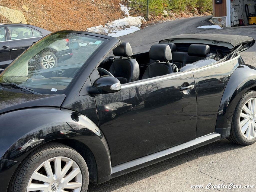 2010 Volkswagen Beetle Image 40