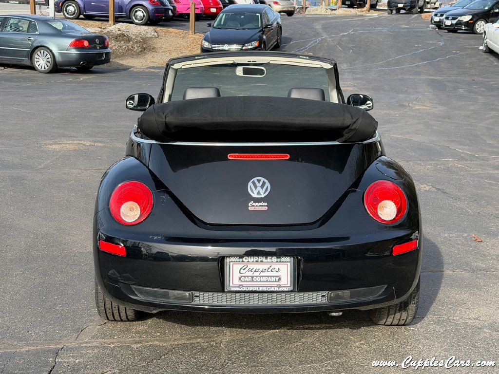 2010 Volkswagen Beetle Image 42