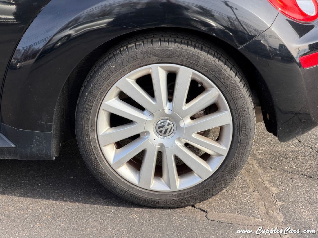 2010 Volkswagen Beetle Image 48