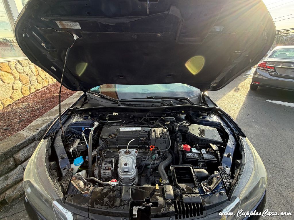 2014 Honda Accord Image 14