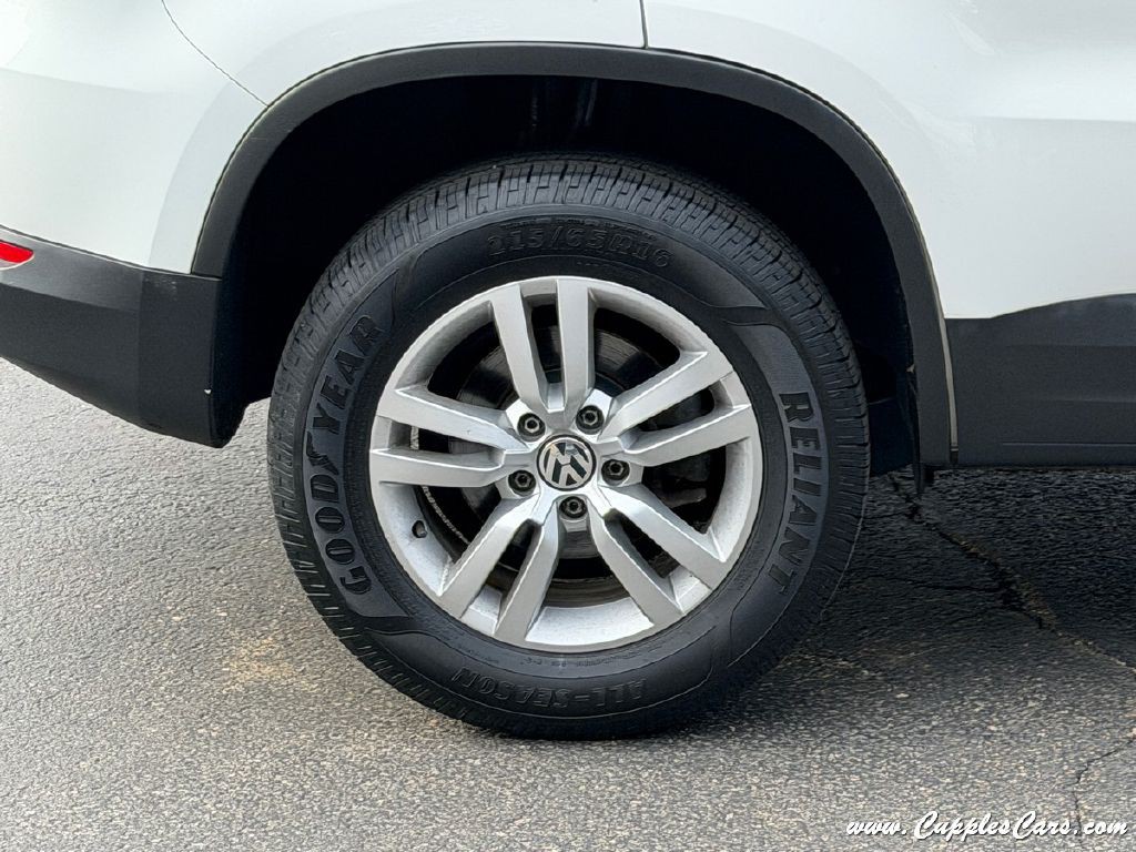 2017 Volkswagen Tiguan Image 42