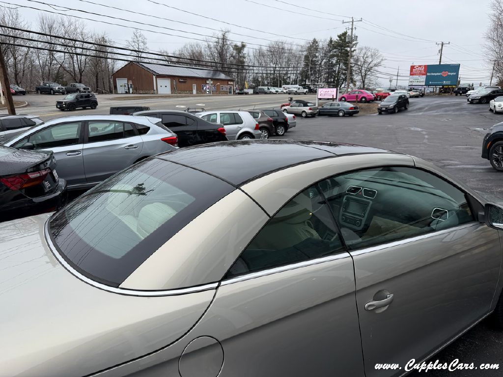 2010 Volkswagen Eos Image 6