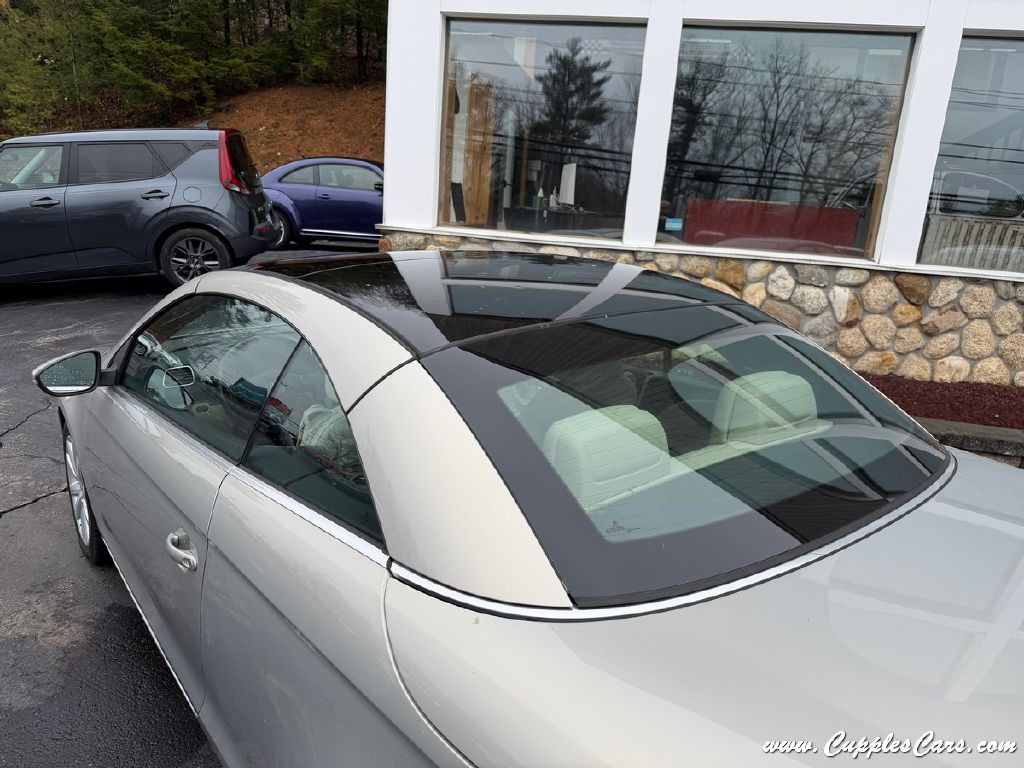 2010 Volkswagen Eos Image 8